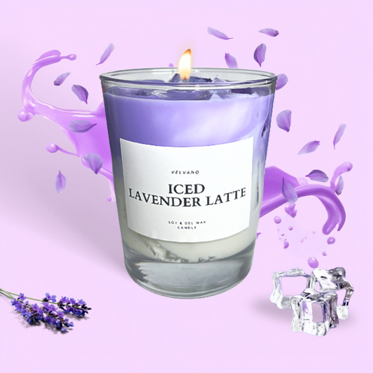 Iced Lavender Latte Kerze brennt